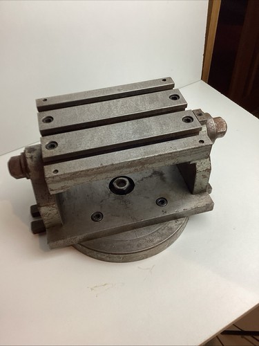 Tilting slot table - table, 8”x6”
