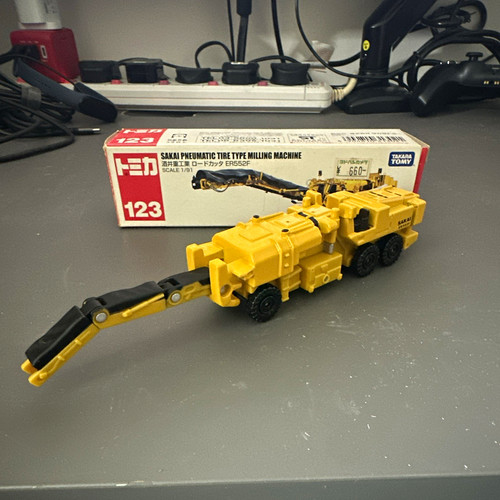 Tomica 123 sakai pneumatic - tomica,